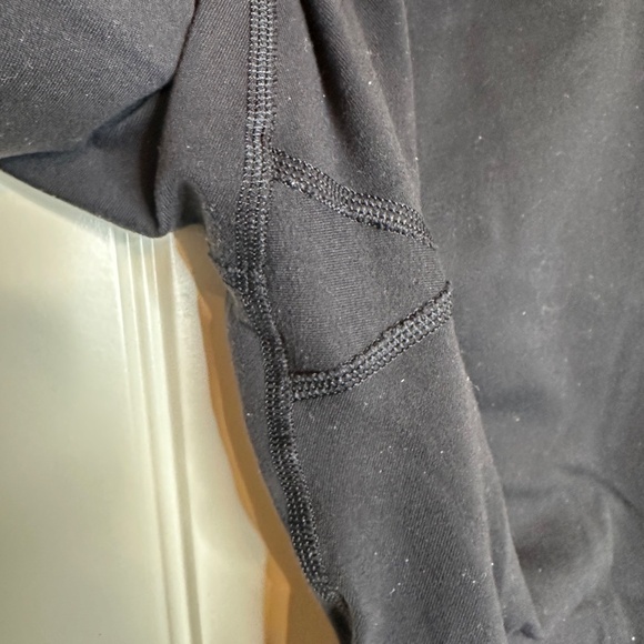 Lululemon Crop Leggings - Picture 7 of 7